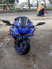 YAMAHA R15 V3